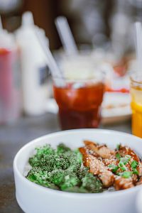Read more about the article Broccoli Walnut Salad