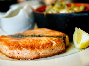 Read more about the article Chili Glazed Salmon