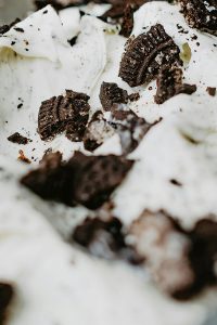 Read more about the article An Irresistible Valentine Treat Oreo Truffle Balls