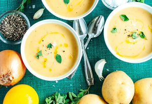 Read more about the article Vegan Potato Leek Soup