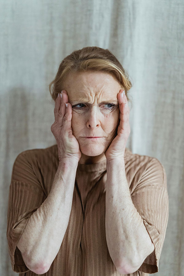 Read more about the article Headaches & Acupuncture